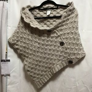Aplaca Italian sweater shawl